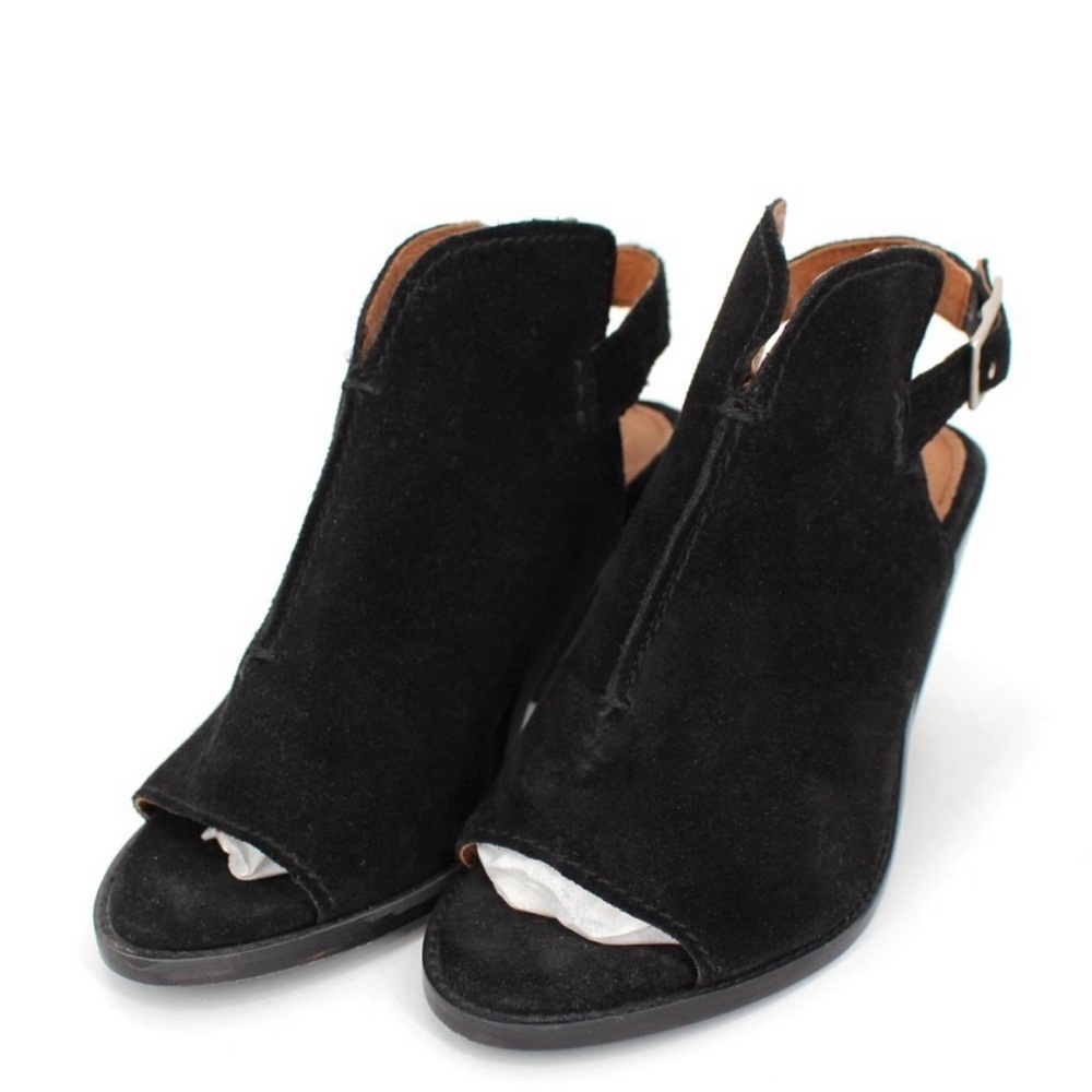 Frye Black Courtney Sling Black Suede
Peep Toe Heeled Sandal - Picture 2 of 14
